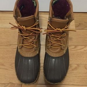 L.L. Bean Duck Boots Size 7 Gore-Tex/Thinsulate 8"